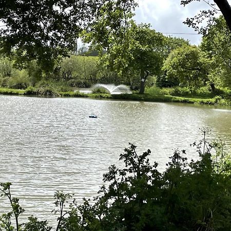 Luxury Caravan Cornwall Sleeps 4 Countryside View St Austell Bagian luar foto